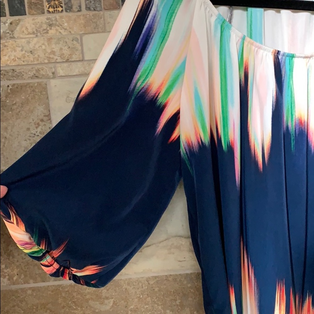 Multi Colored Polyester Top With Belled Sleeves - image 3